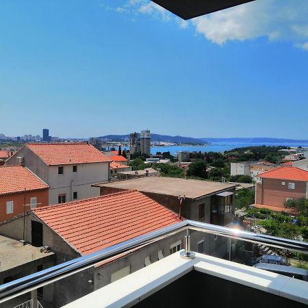 Luxury Apartment Queen Солин Екстер'єр фото