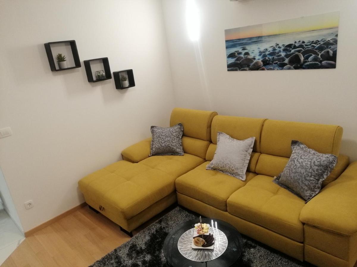 Luxury Apartment Queen Солин Екстер'єр фото