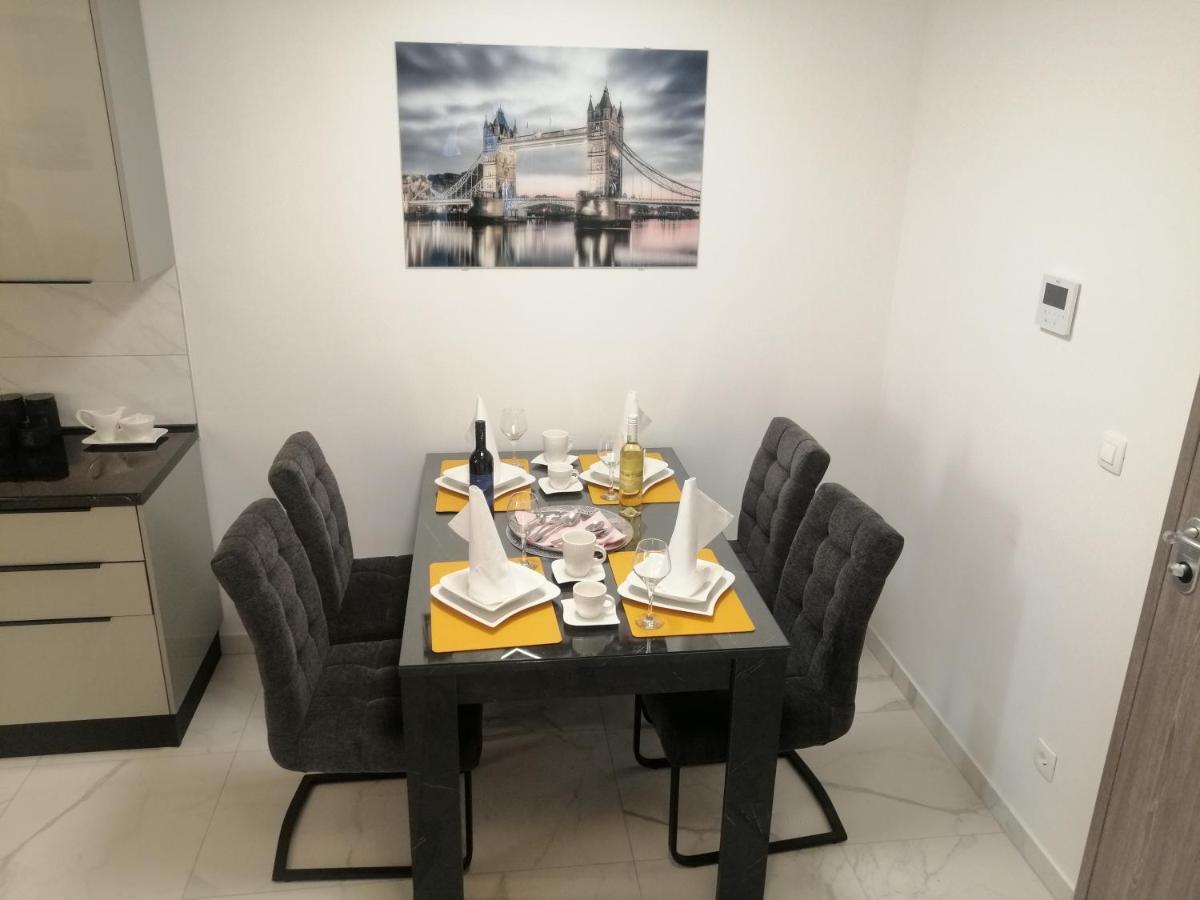 Luxury Apartment Queen Солин Екстер'єр фото