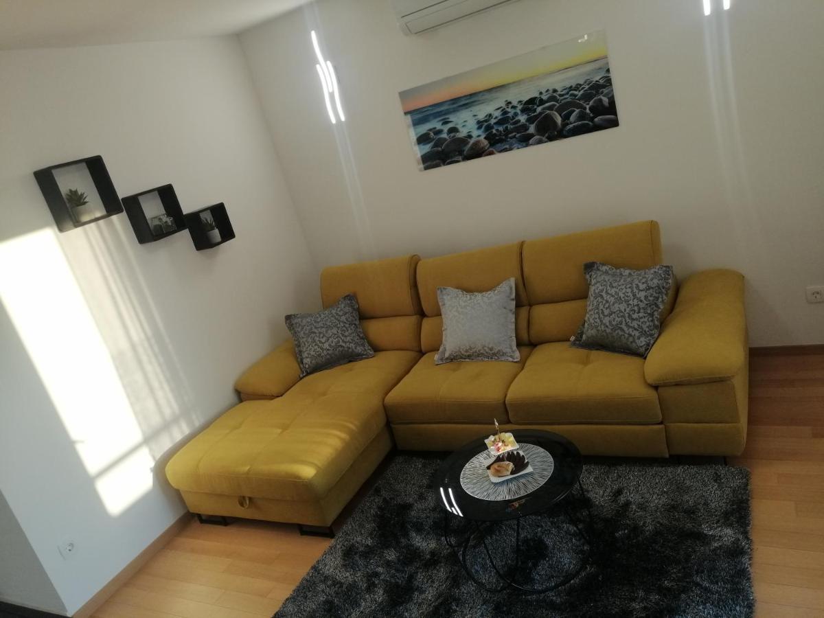 Luxury Apartment Queen Солин Екстер'єр фото